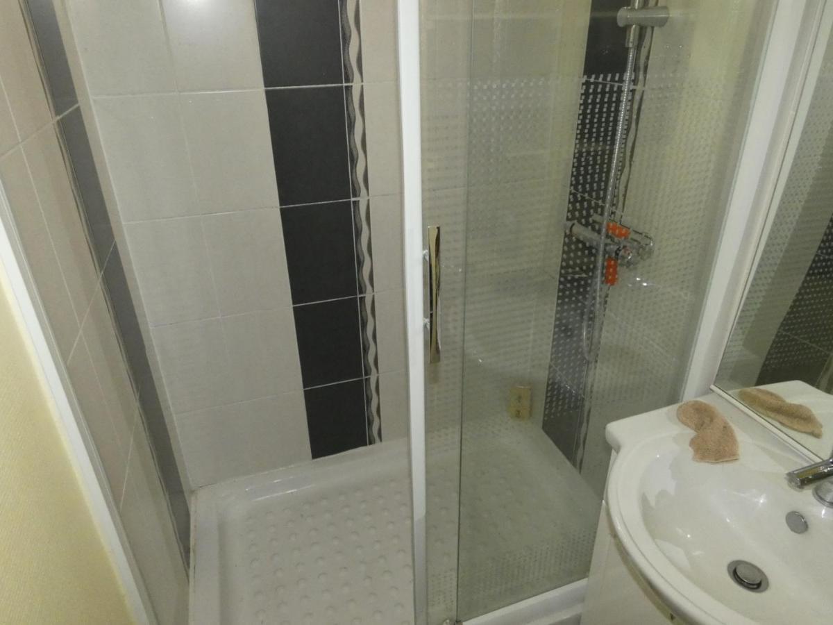 Appartement T3 Avec Terrasses Et Parking Prive En Centre-Ville De Royan, A 200M De La Plage - Fr-1-71-90 Εξωτερικό φωτογραφία